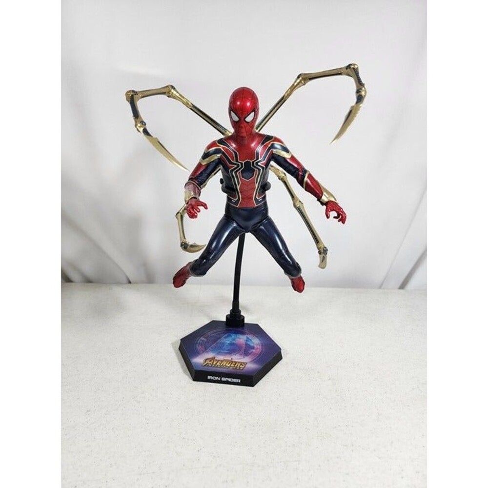 Hot Toys IRON SPIDER
